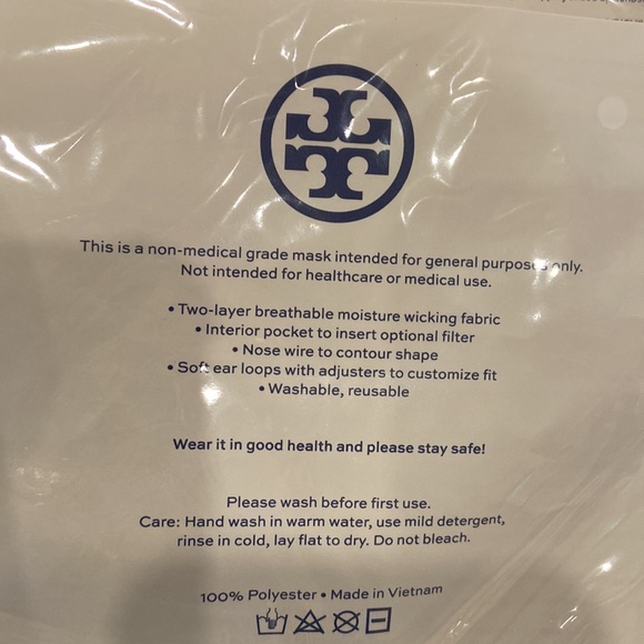 Tory Burch cloth Face  mask Two pack ONLY  with Tory Burch pouch 6/5in - Picture 11 of 12